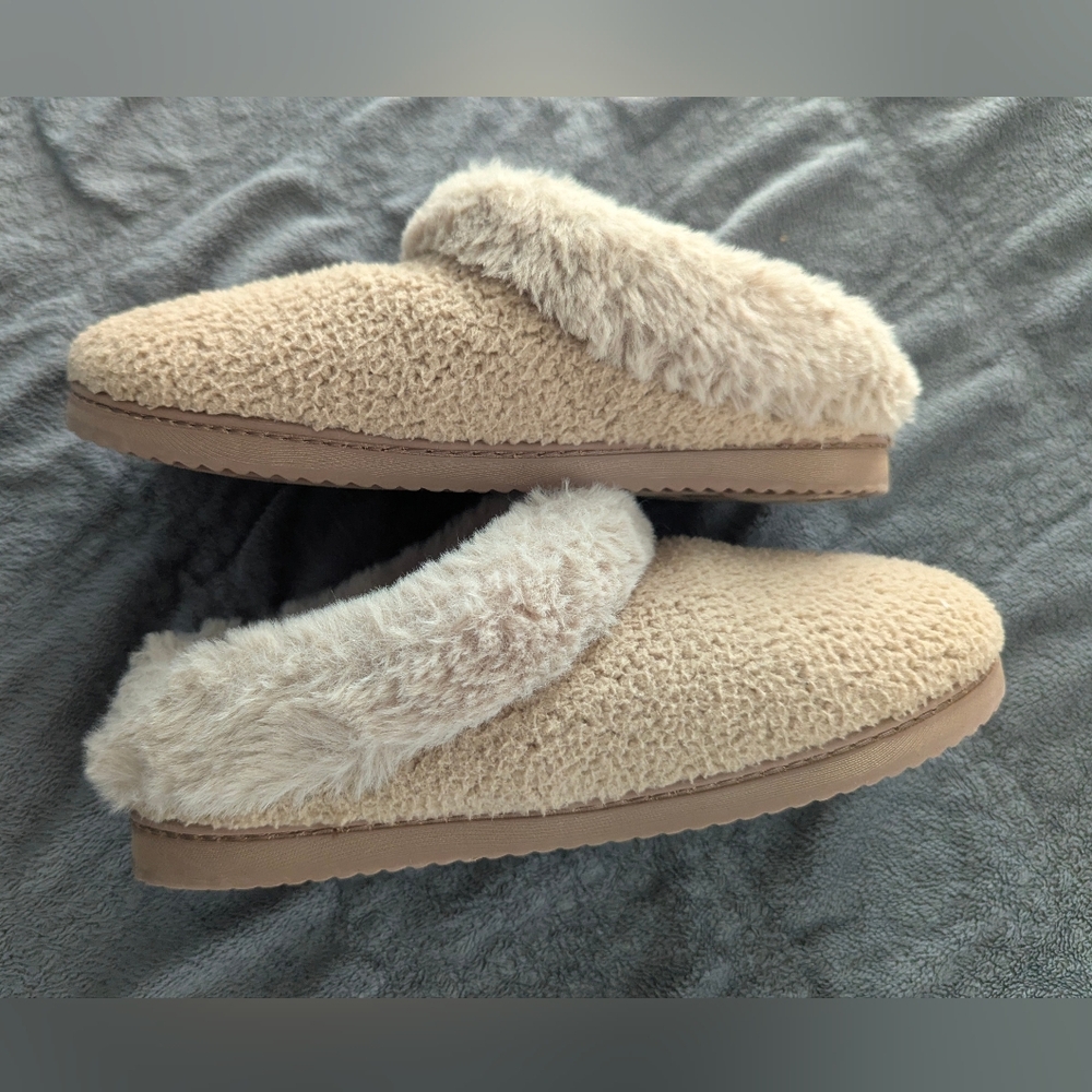 Dearfoam Slippers - Picture 9 of 9